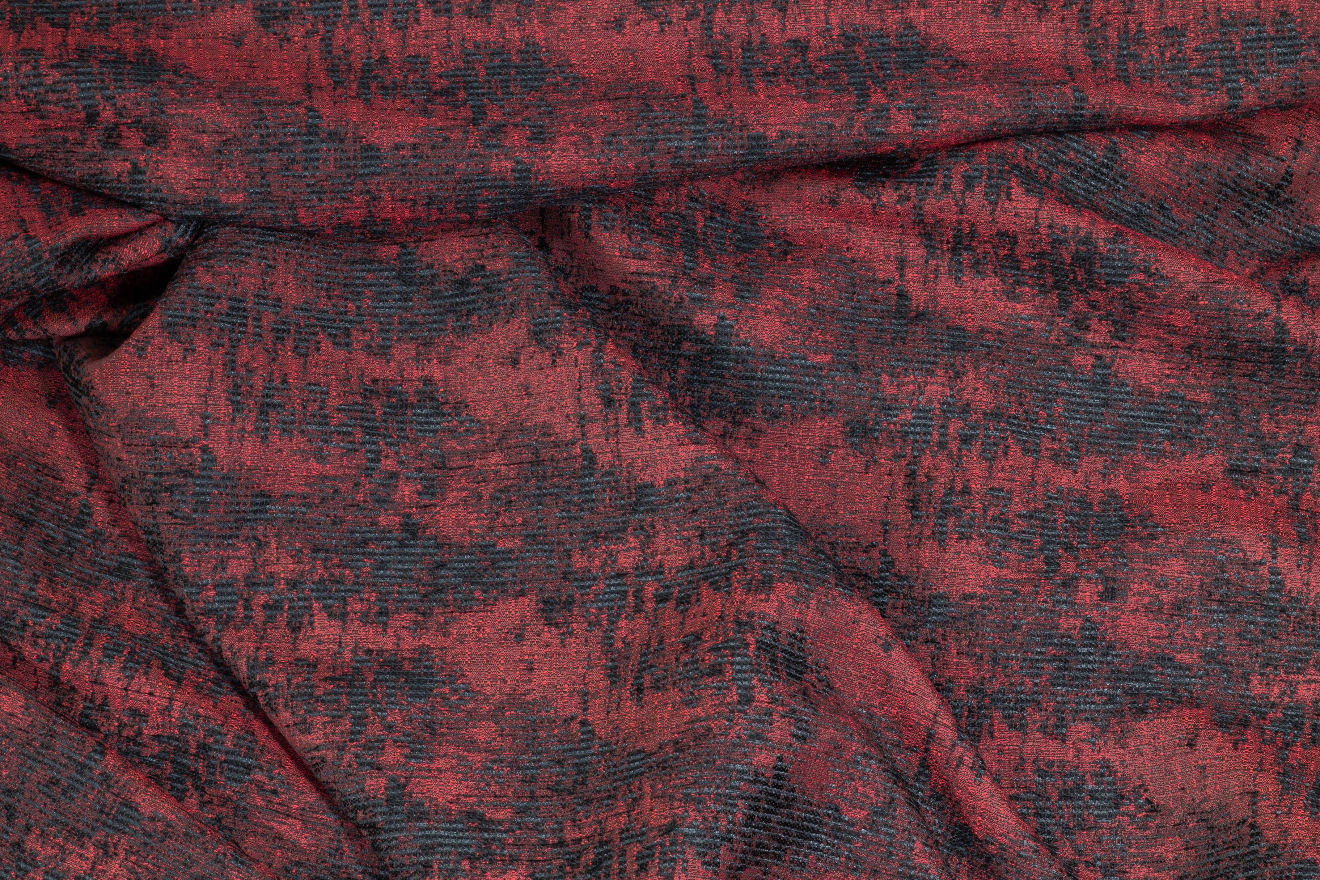 Abstract Brocade - Maroon / Black