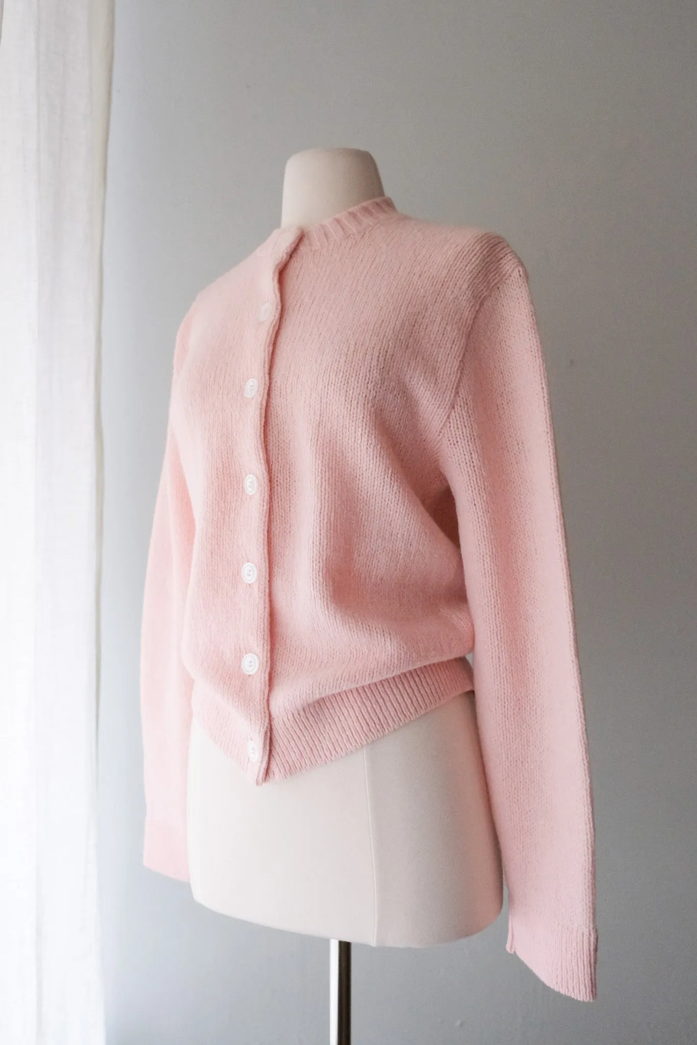 Darling 1960's Baby Pink Cardigan Sweater/ Sz M