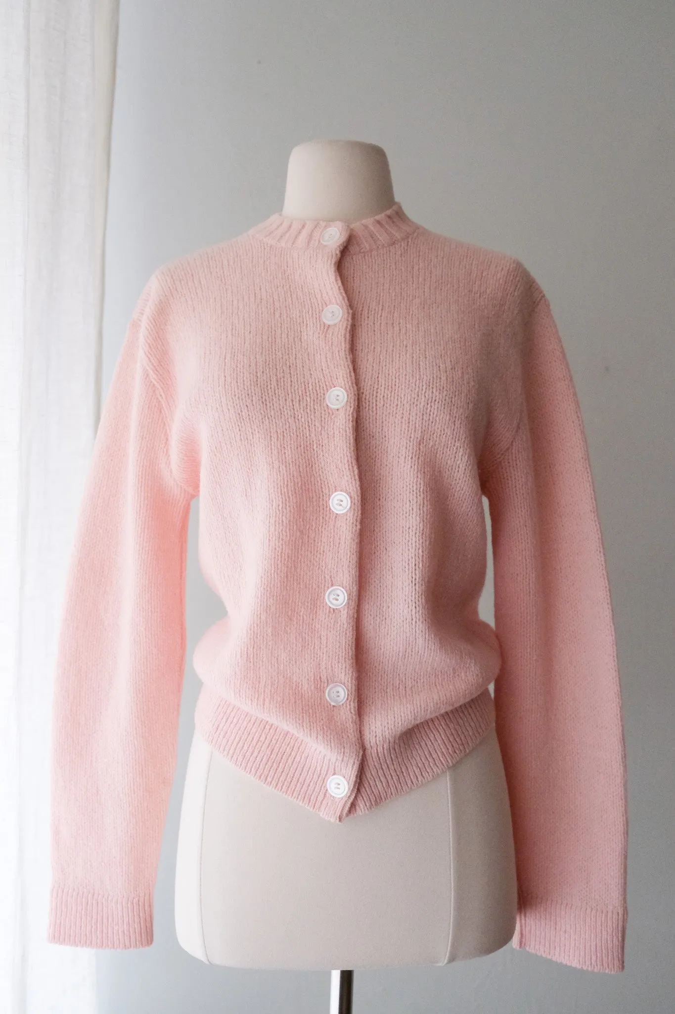 Darling 1960's Baby Pink Cardigan Sweater/ Sz M