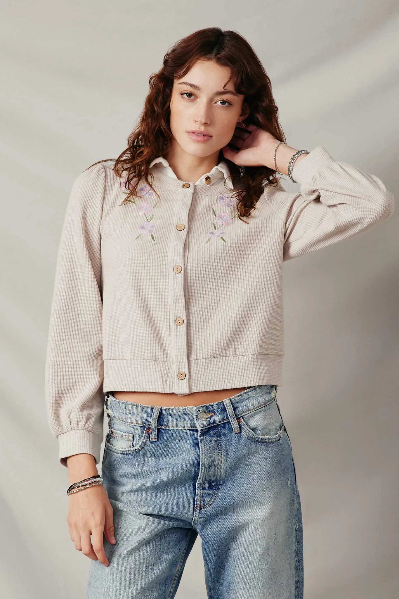 Floral Embroidered Textured Knit Cardigan