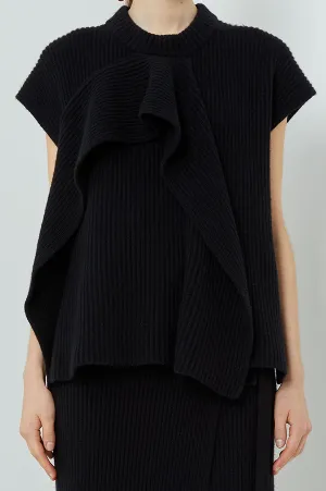 Kouri Sleeveless Knit Top in Black