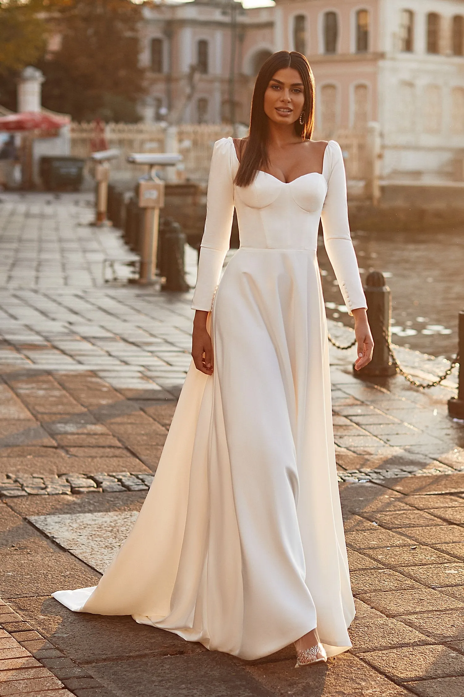 Lale Gown